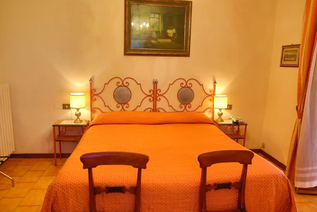 Hotel Villa Le Rondini Florencia Exterior foto