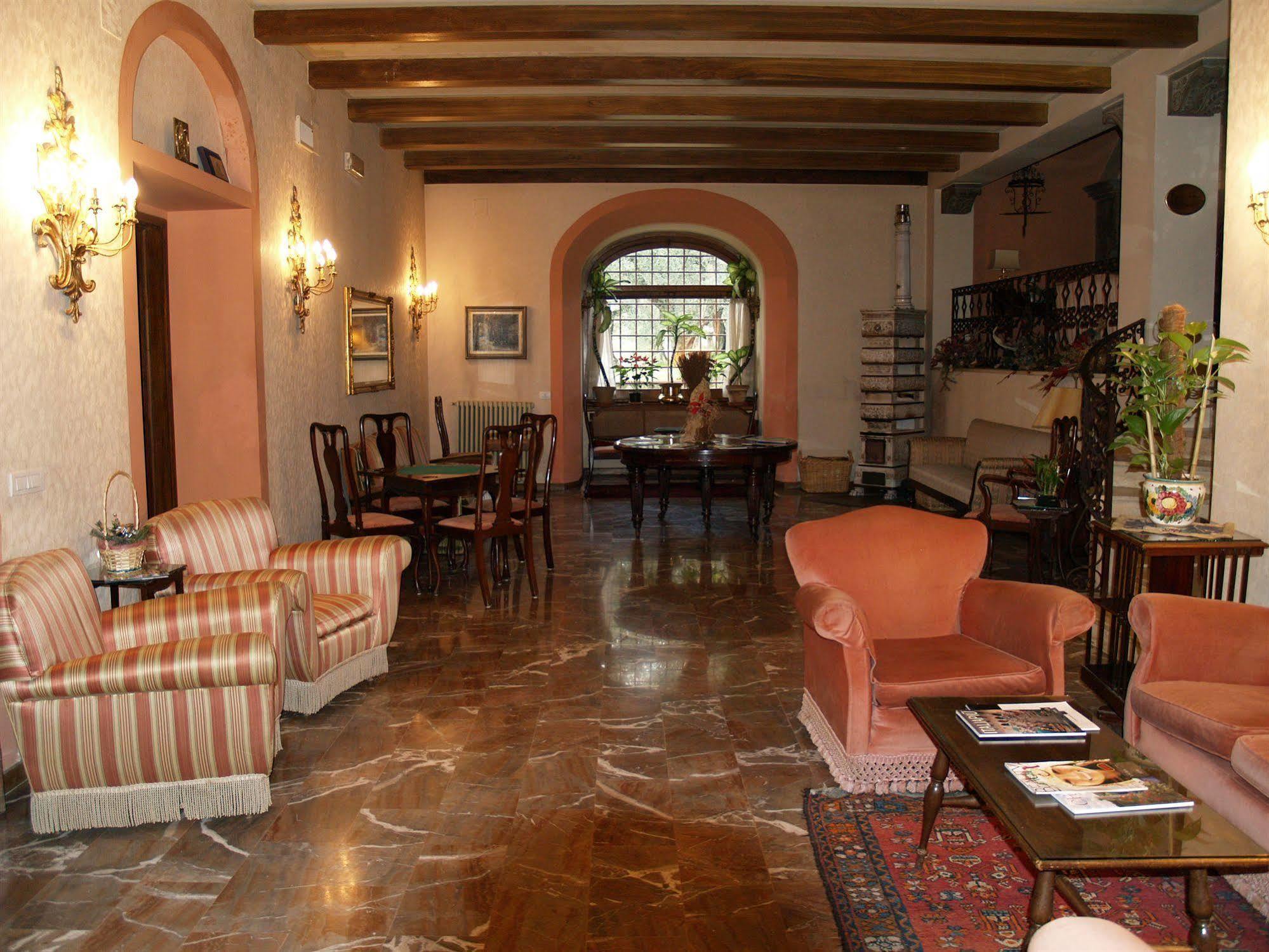 Hotel Villa Le Rondini Florencia Exterior foto