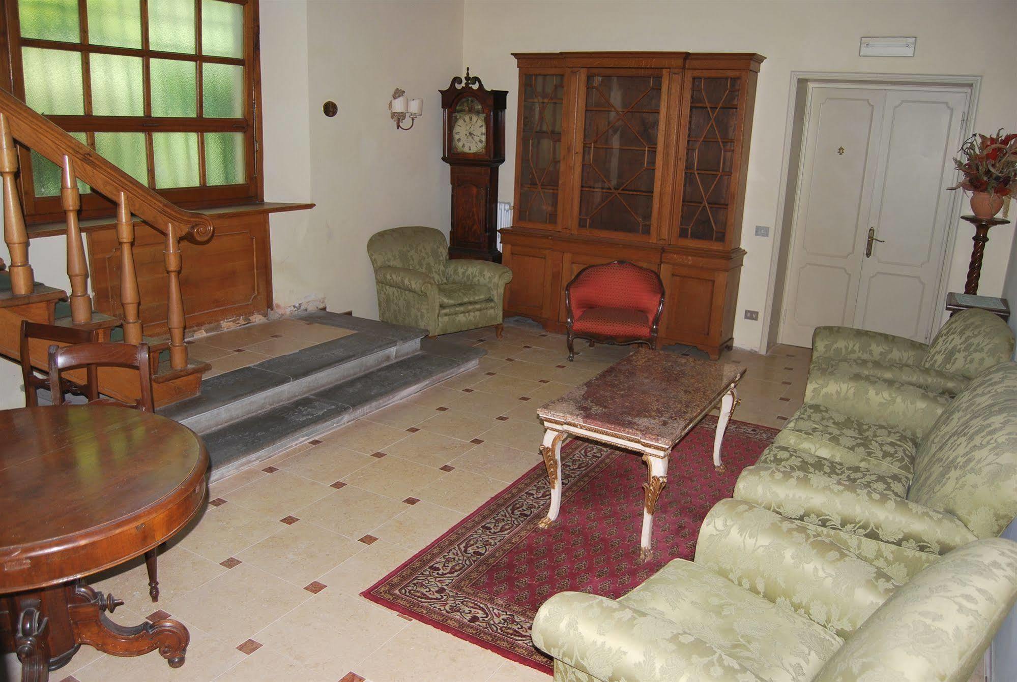 Hotel Villa Le Rondini Florencia Exterior foto